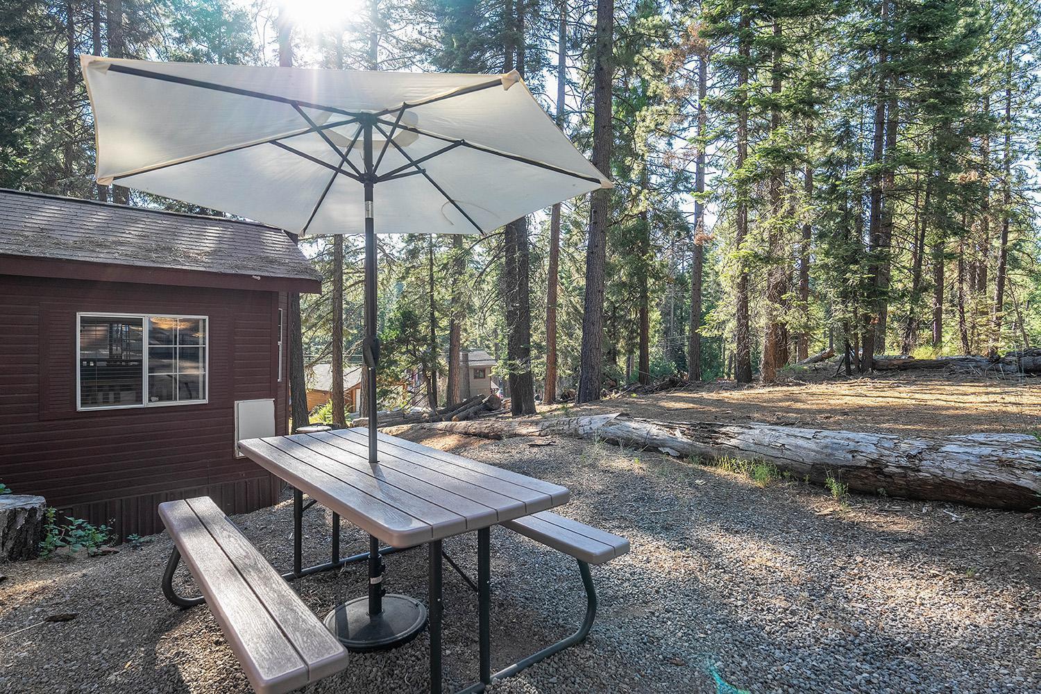 Отель Camp Almanor At Big Springs Westwood Экстерьер фото