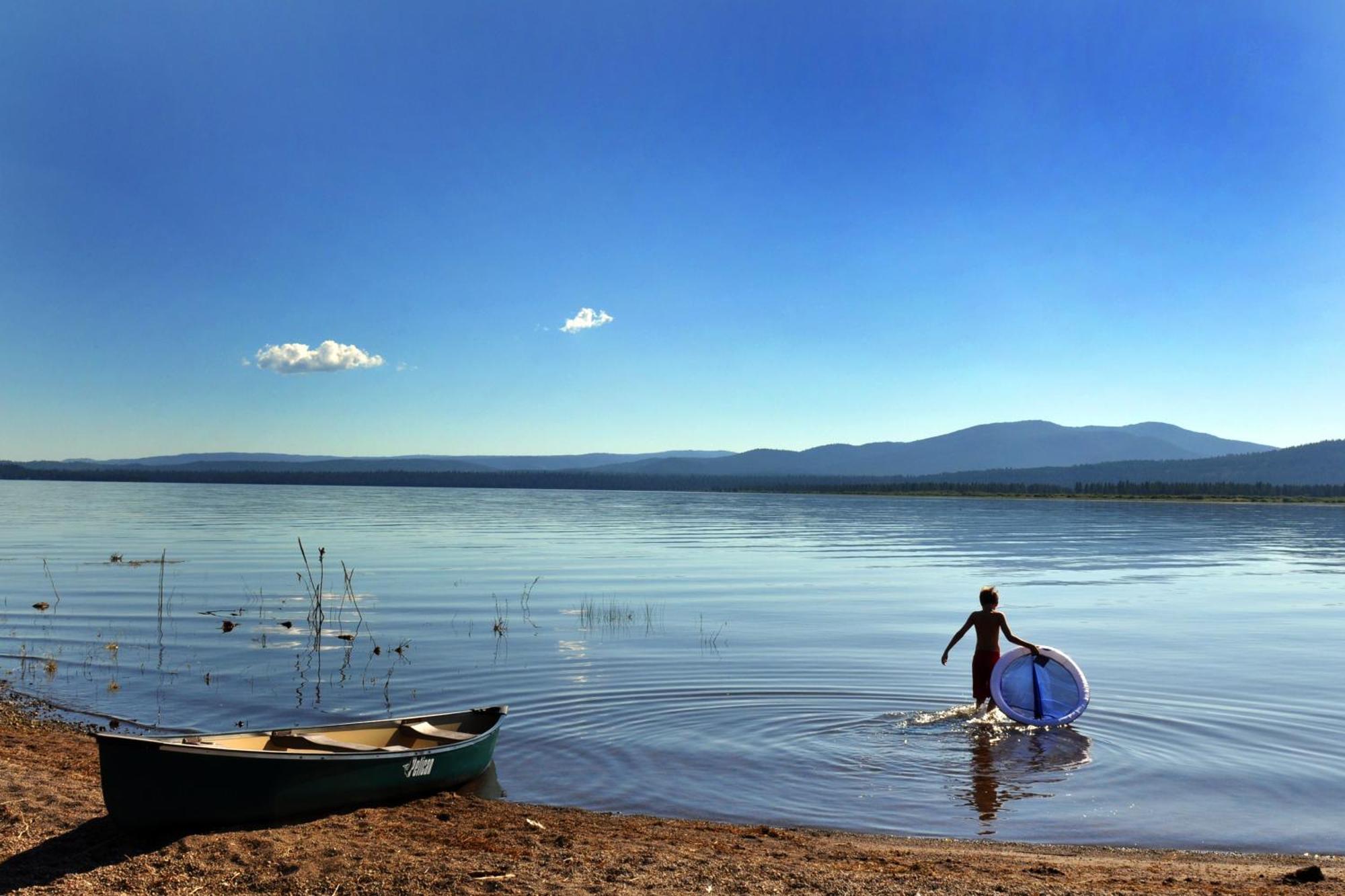 Отель Camp Almanor At Big Springs Westwood Экстерьер фото